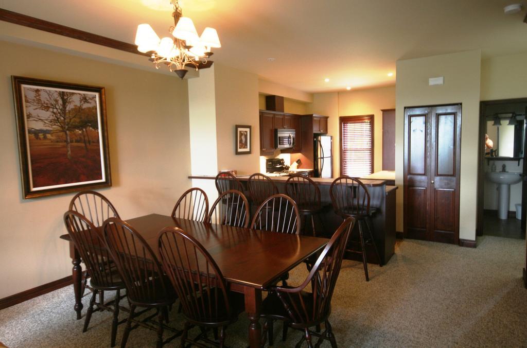 Cap Tremblant Mountain Resort Mont-Tremblant Zimmer foto