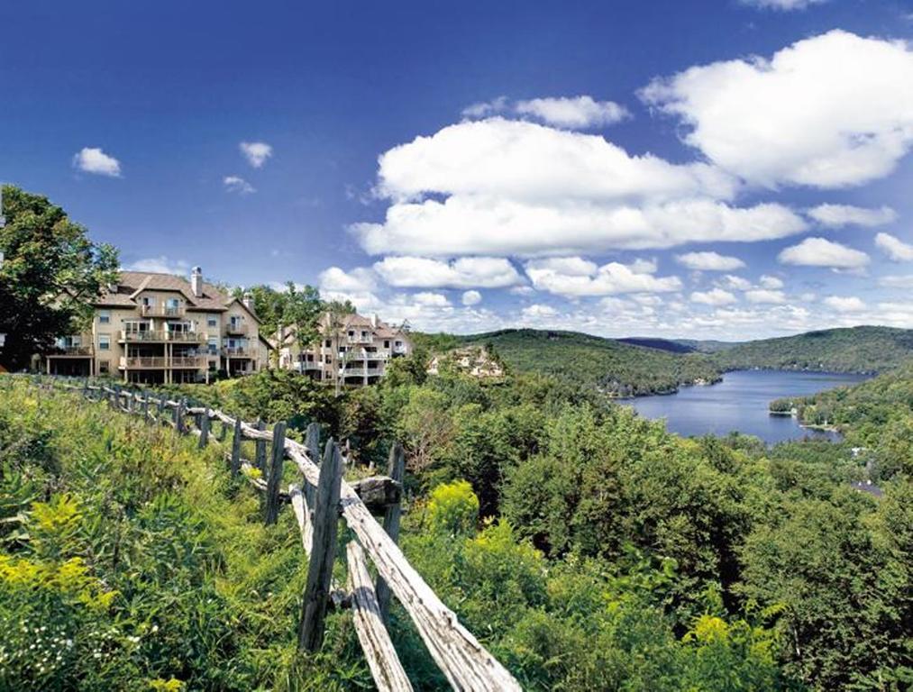 Cap Tremblant Mountain Resort Mont-Tremblant Exterior foto